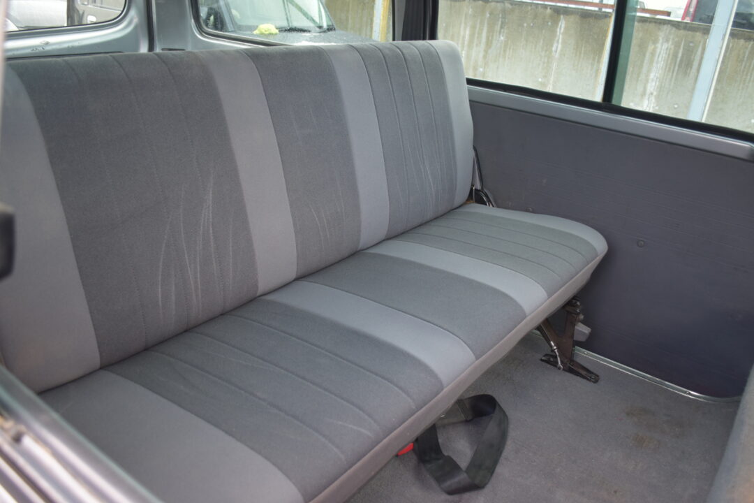 ボンゴバン 4368