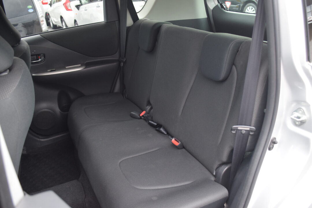 ラクティス 6824