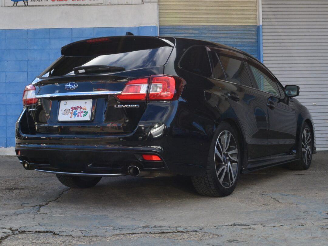 レヴォーグ 8283