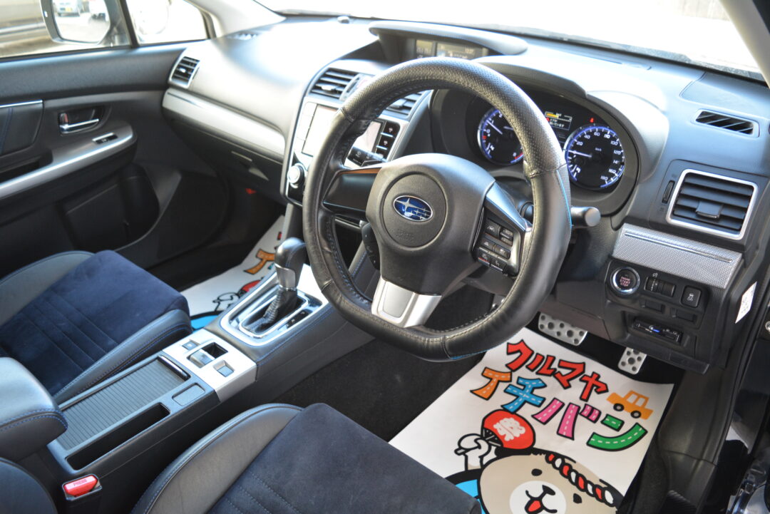 レヴォーグ 8283