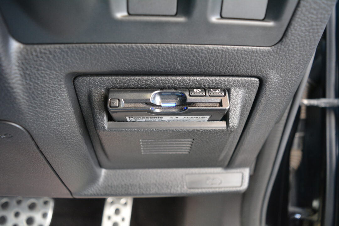 レヴォーグ 8283