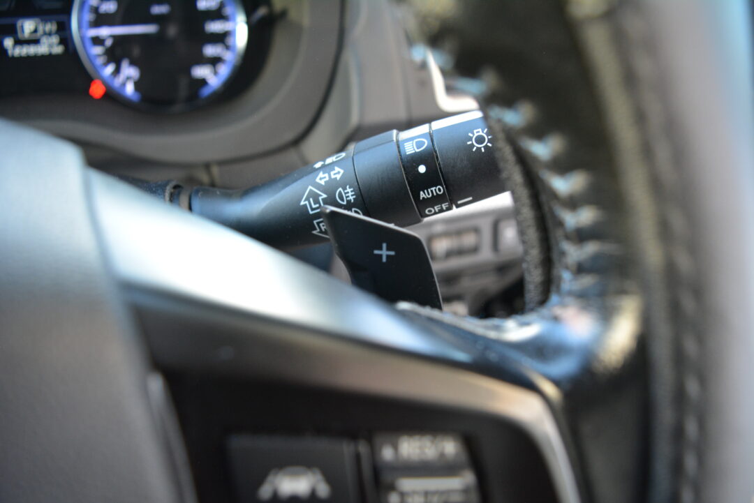 レヴォーグ 8283