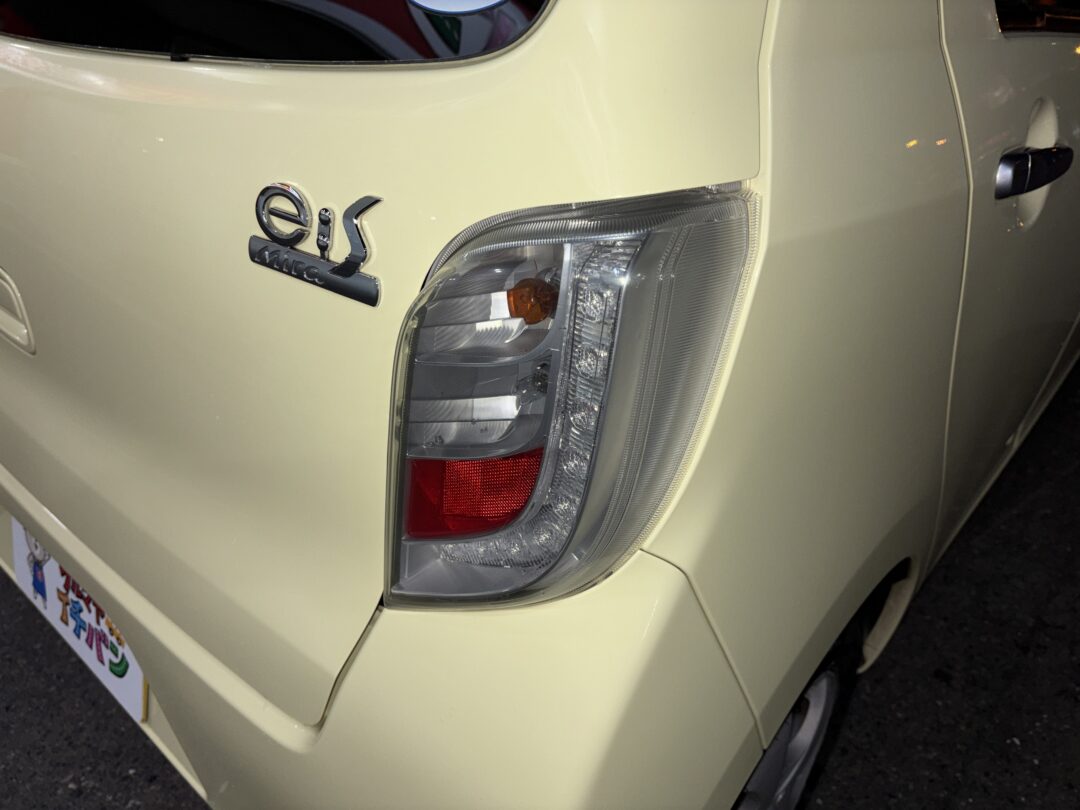 ミライース 7369