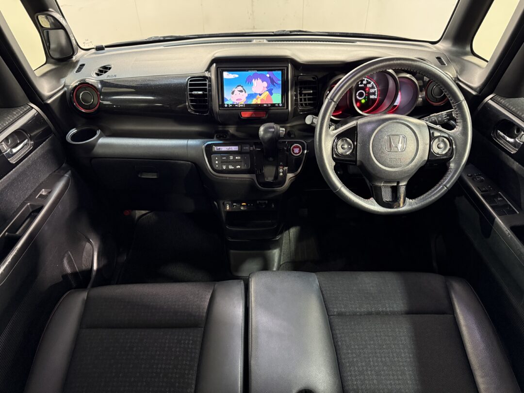 N-BOXカスタム 8973