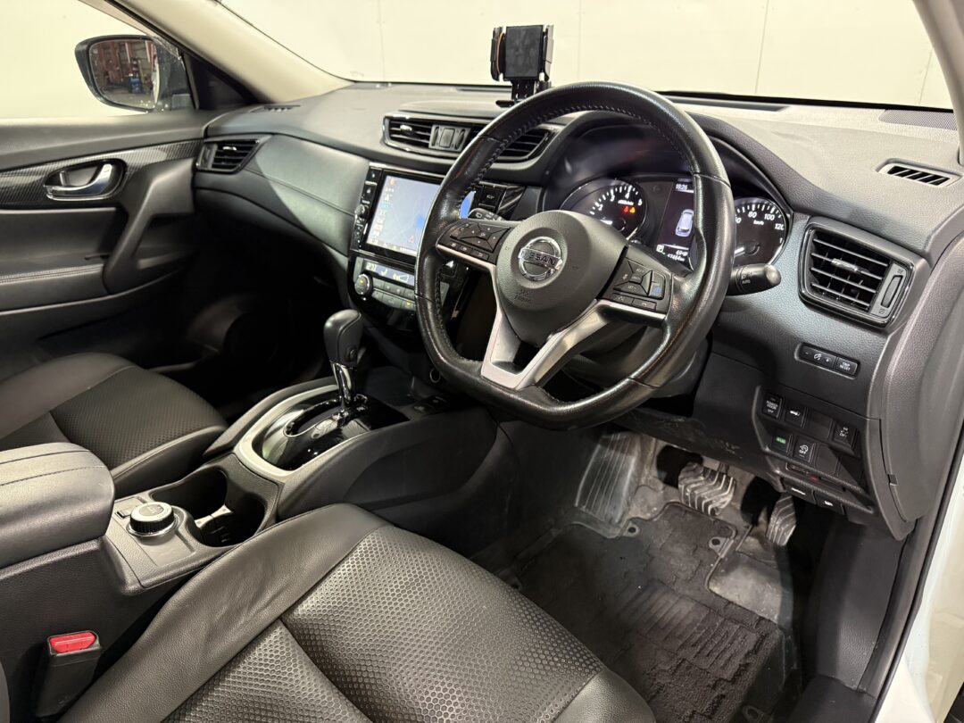 エクストレイル 8323