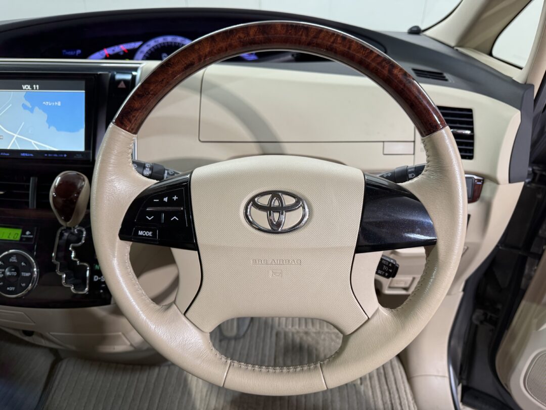 エスティマ 8202