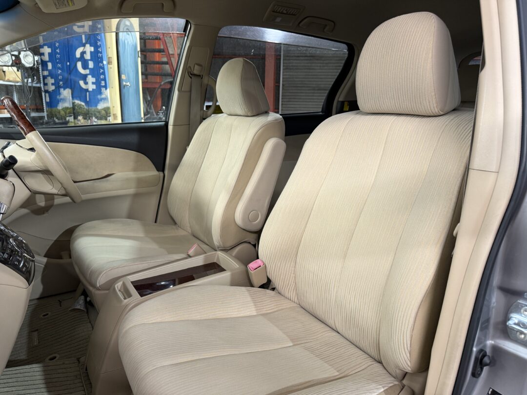 エスティマ 8202