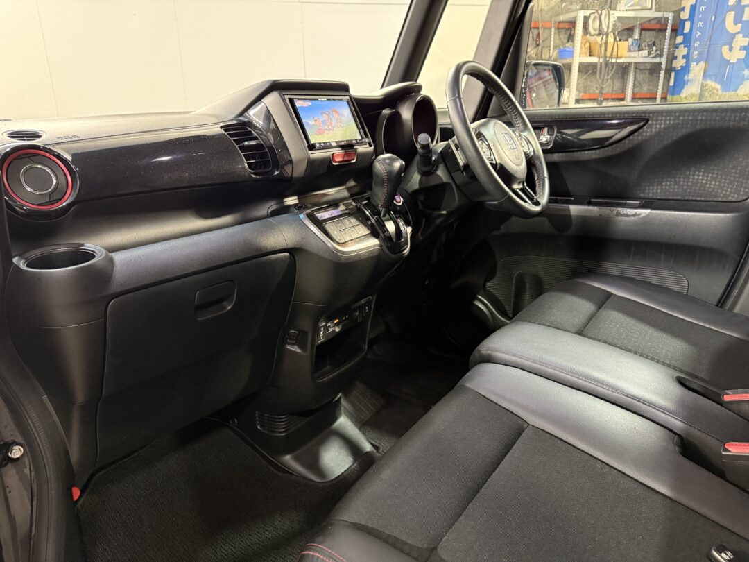 N-BOXカスタム 8973