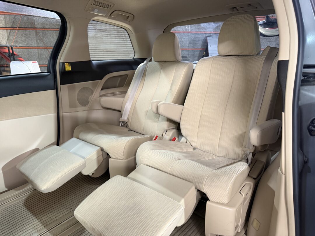 エスティマ 8202