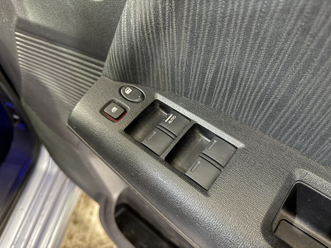 フリードスパイクハイブリッド8672