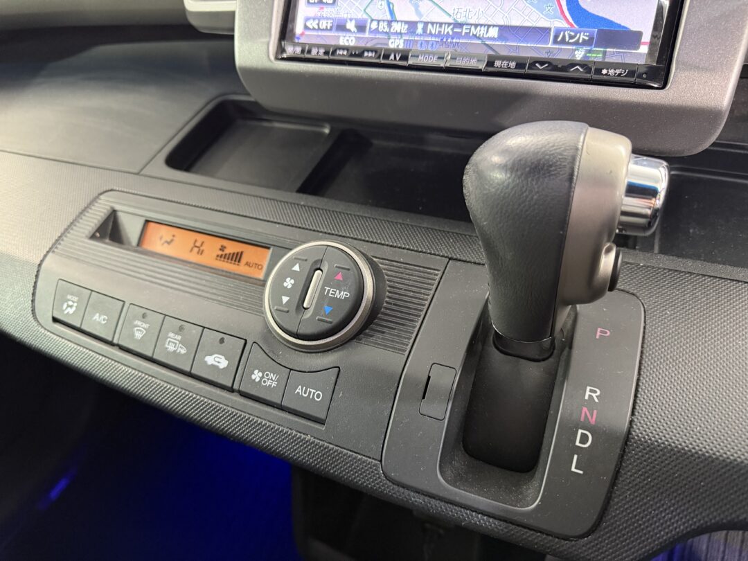 フリードスパイクハイブリッド8672