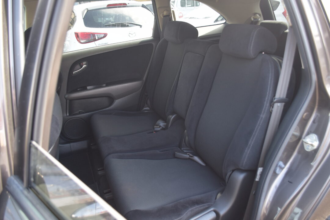 ストリーム 5716