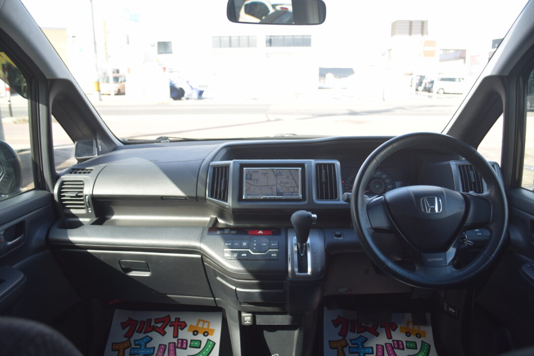 ステップワゴンスパーダ 5841