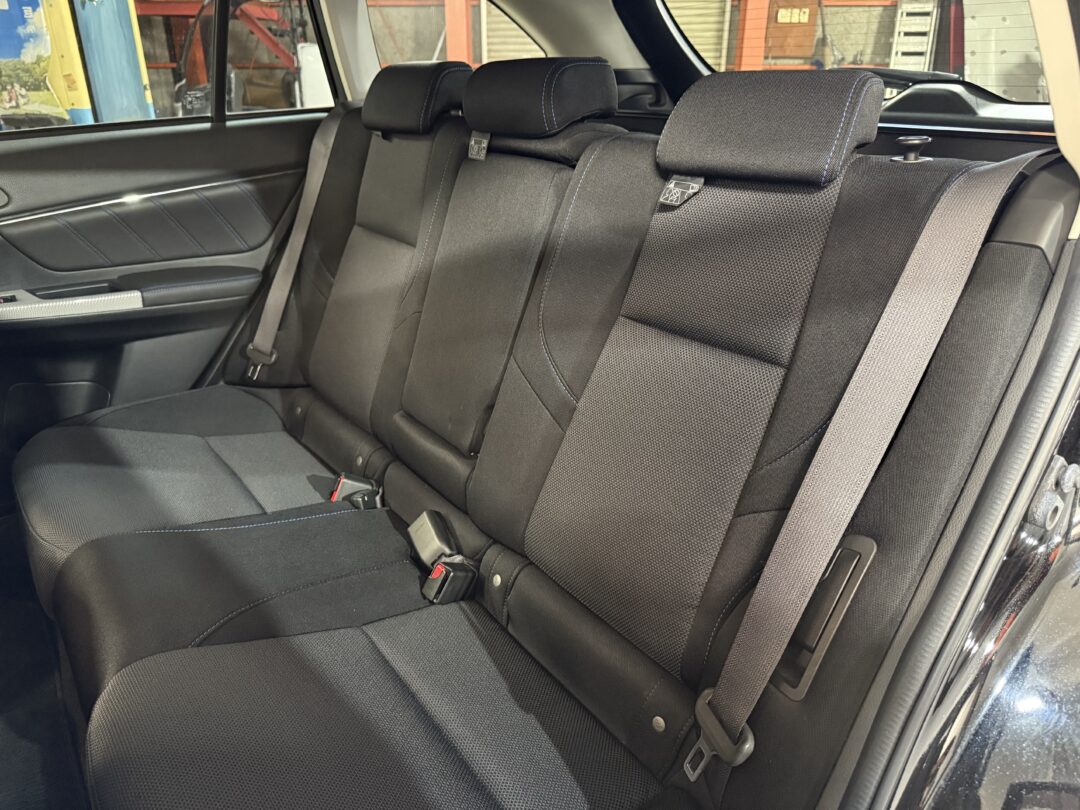 レヴォーグ 1649