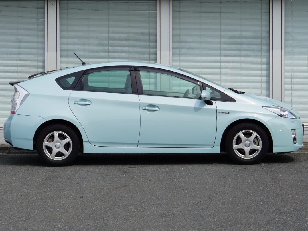 プリウス8855