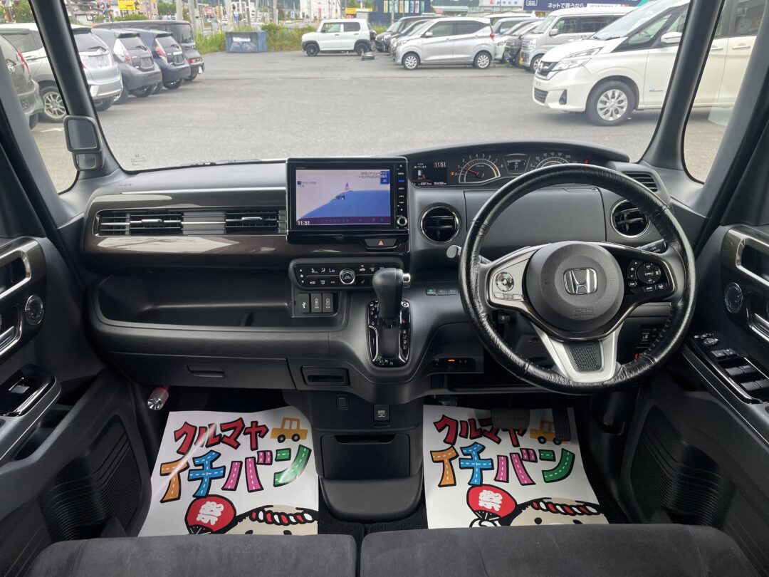 N-BOXカスタム 6126